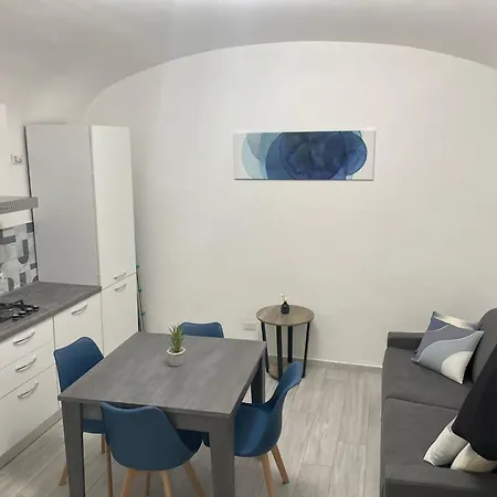 Trastevereloft228 Apt. White-3